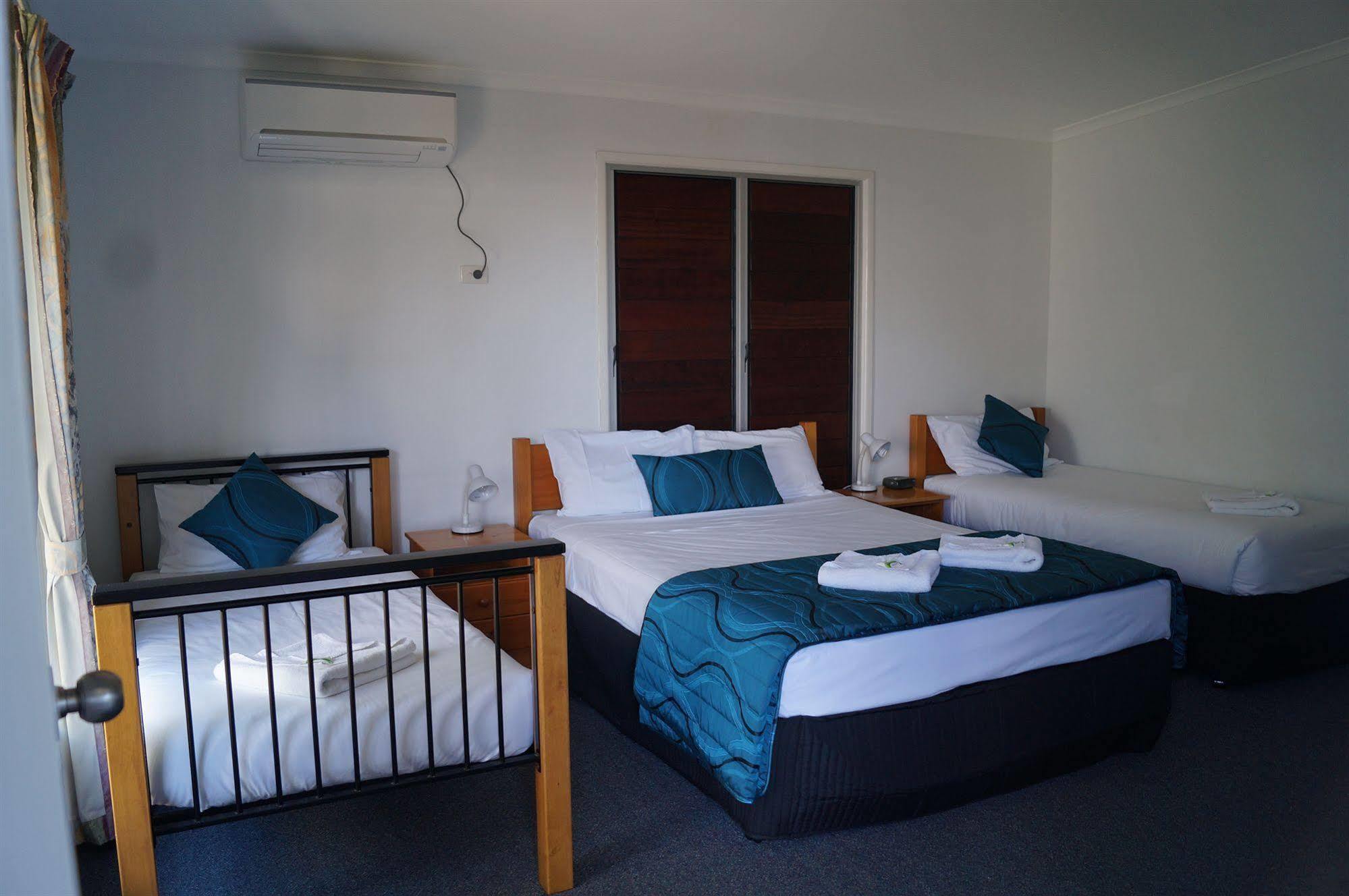 Tin Can Bay'S Sleepy Lagoon Motel Dış mekan fotoğraf